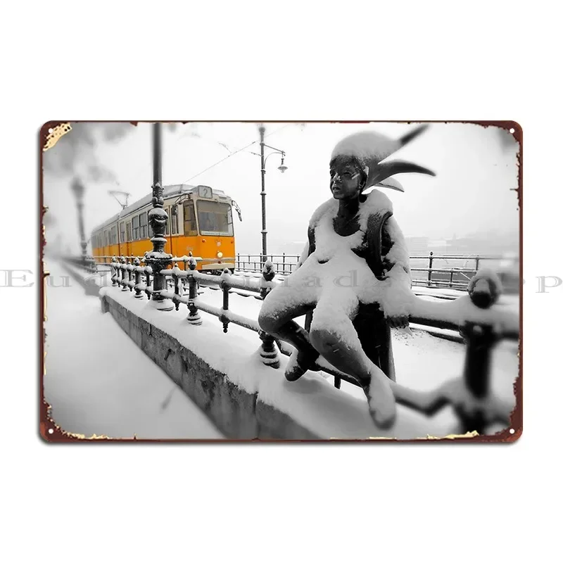 Yellow Tram Budapest Metal Sign Rusty Home Cinema Iron Design Pub Tin Sign Poster