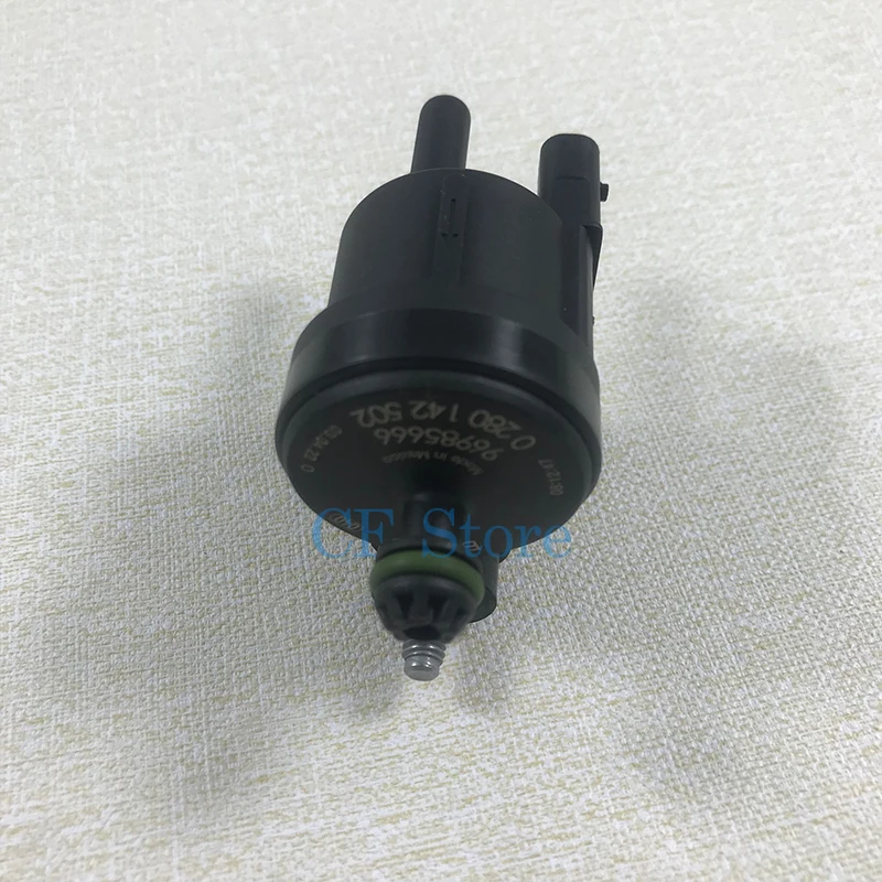 Solenoide de válvula de control de purga del recipiente de vapor del motor para Chevrolet Spark 2013-2015 96985666 0280142502