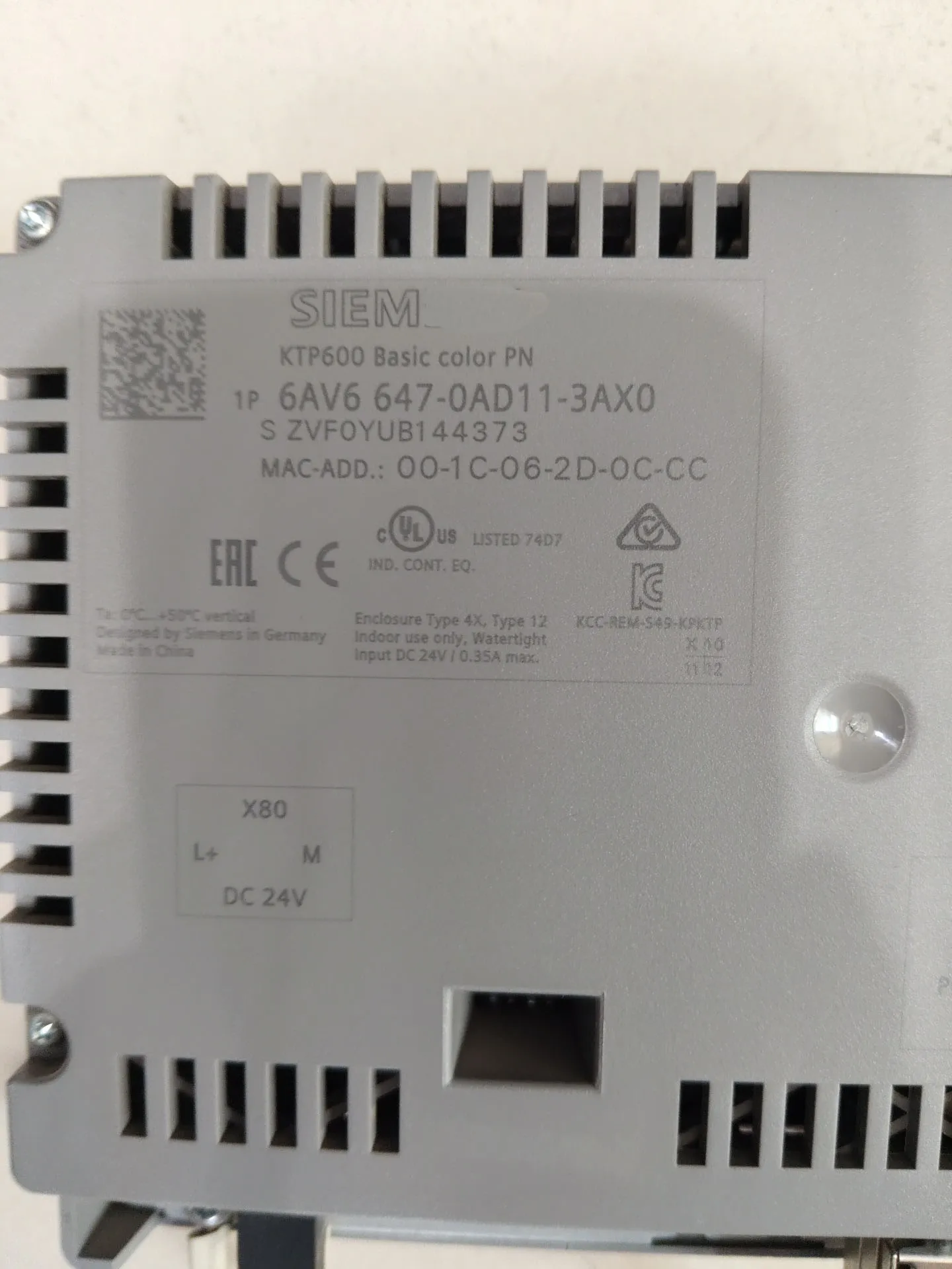 6AV6647-0AD11-3AX0 Панель HMI для Siemens 6AV6 647-0AD11-3AX0
