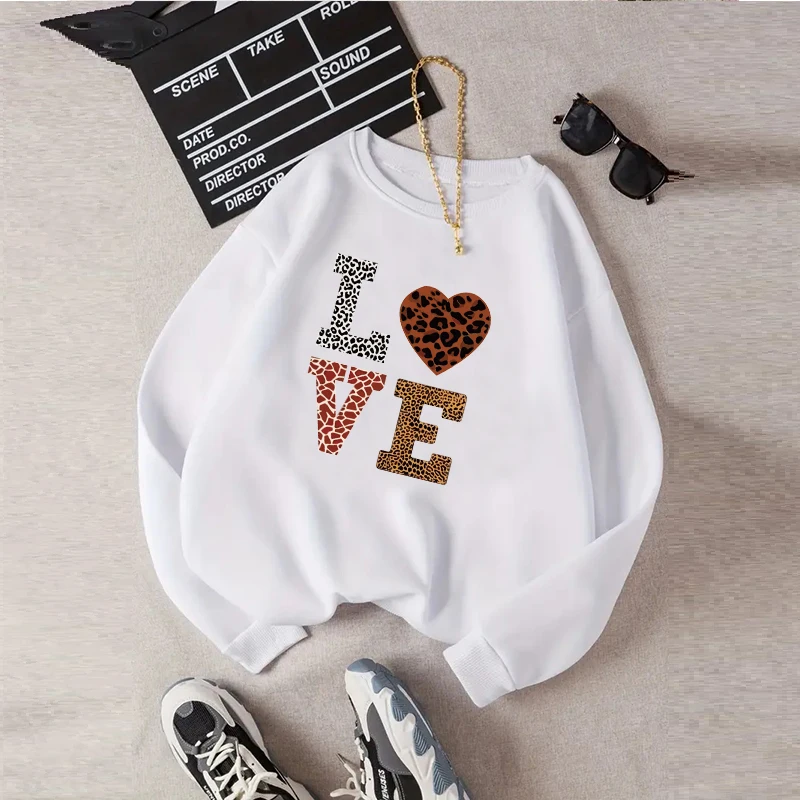 Hirsionsan Vintage Sweet Heart Print Sweatshirt Women Basic Hooded Ladies Soft Long Sleeve Cotton Pullovers Casual Tops 2023 Y2k