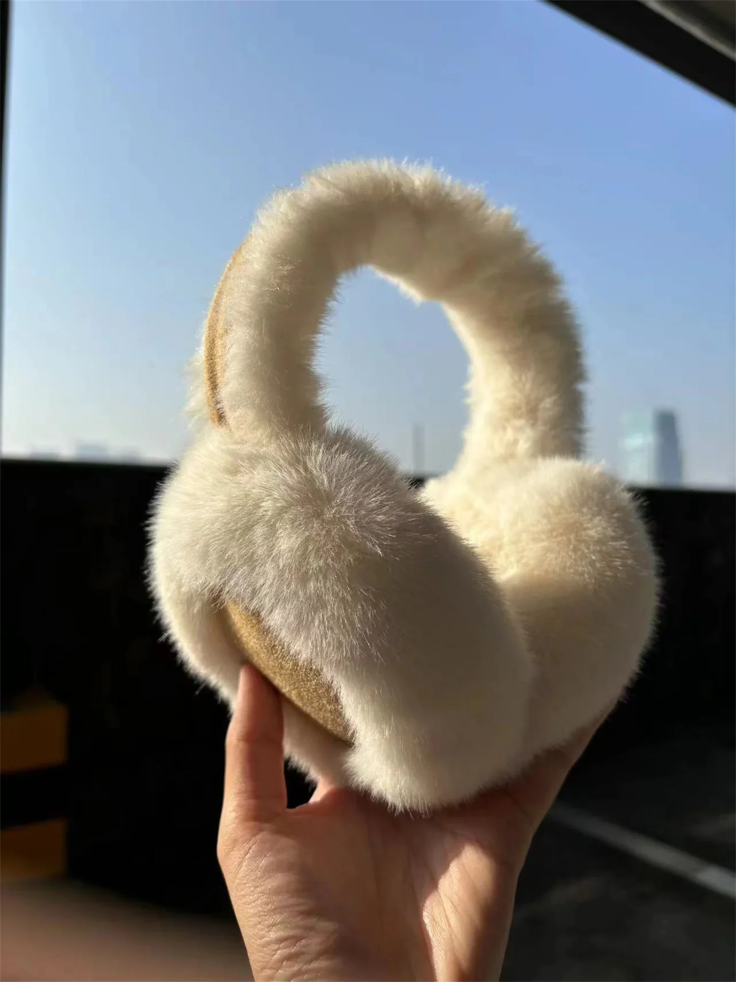 Fluffy Soft Earmuff Popular Fashion Man Woman Ear Muff High Quality Imitation Rabbit Fur Eardrum Winter Accessories Christmas