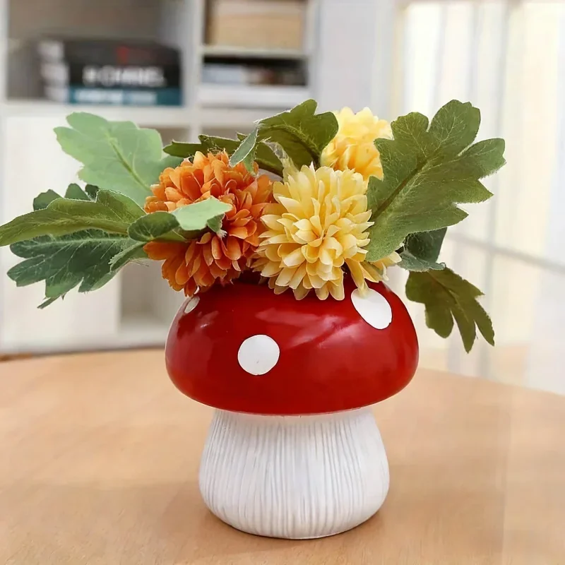 Creative Red and White Polka Dot Resin Mushroom Flower Pot for Succulents, Indoor Decorative Ornament, Hydroponic Dried Flower I