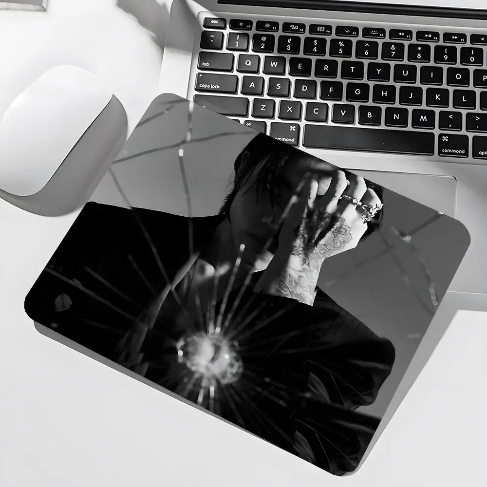 Singer M-Mito D-Dpr I-Ian Mouse Pad Gamer Large Size Office Desk Protector Mat 450x400X2MM Waterproof Desktop Mouse Pad