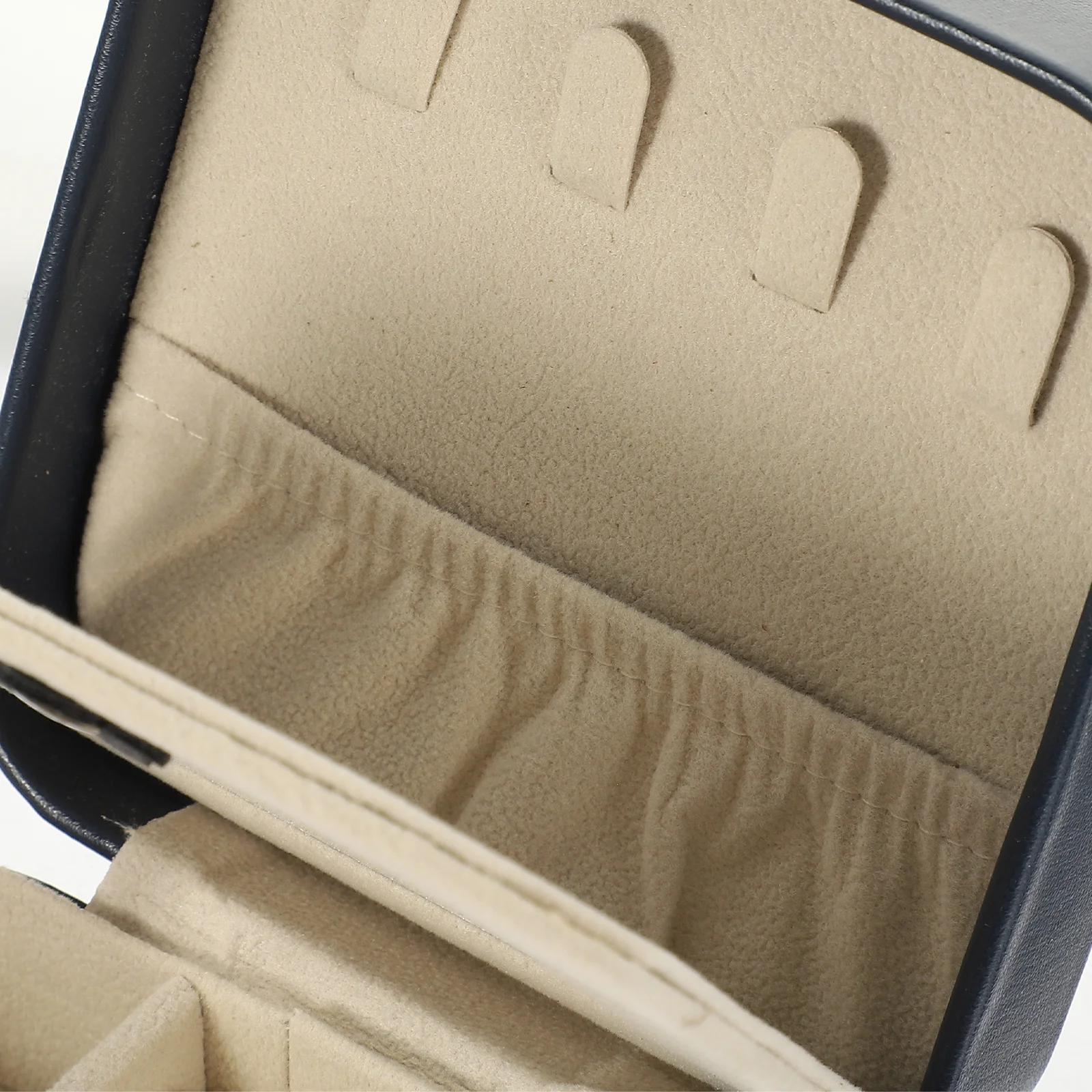 

Portable Jewelry Box Case with Mirror Travel Organizer Compact Necklace Bracelet Earrings Storage Desktop Jewelry Holder