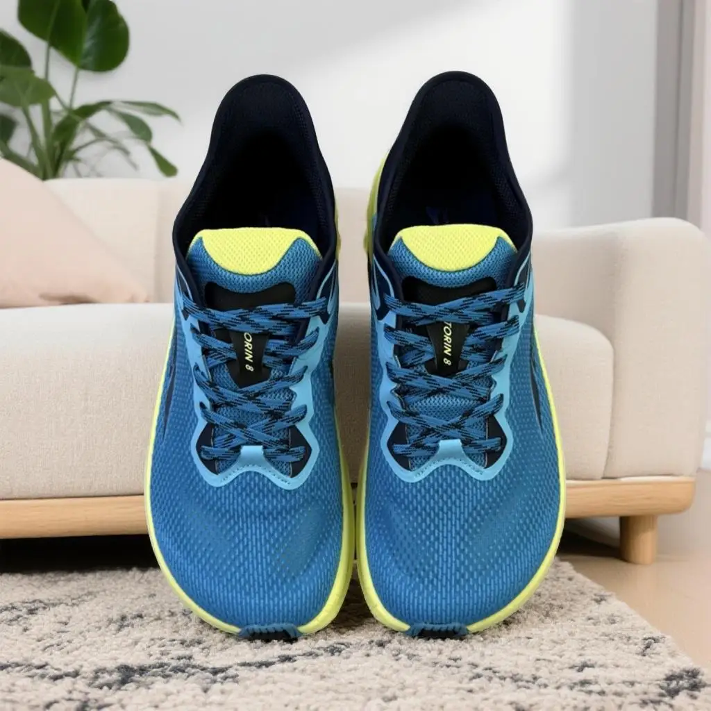 

WarmShock на подкладке WarmLined - впитывающие кроссовки, техническая средняя подошва, подходят для бега