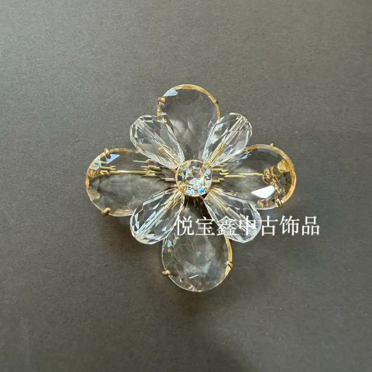 handmade rhinestone white glass brooch clear  glazed brooch high-quality vintage brooch for women
