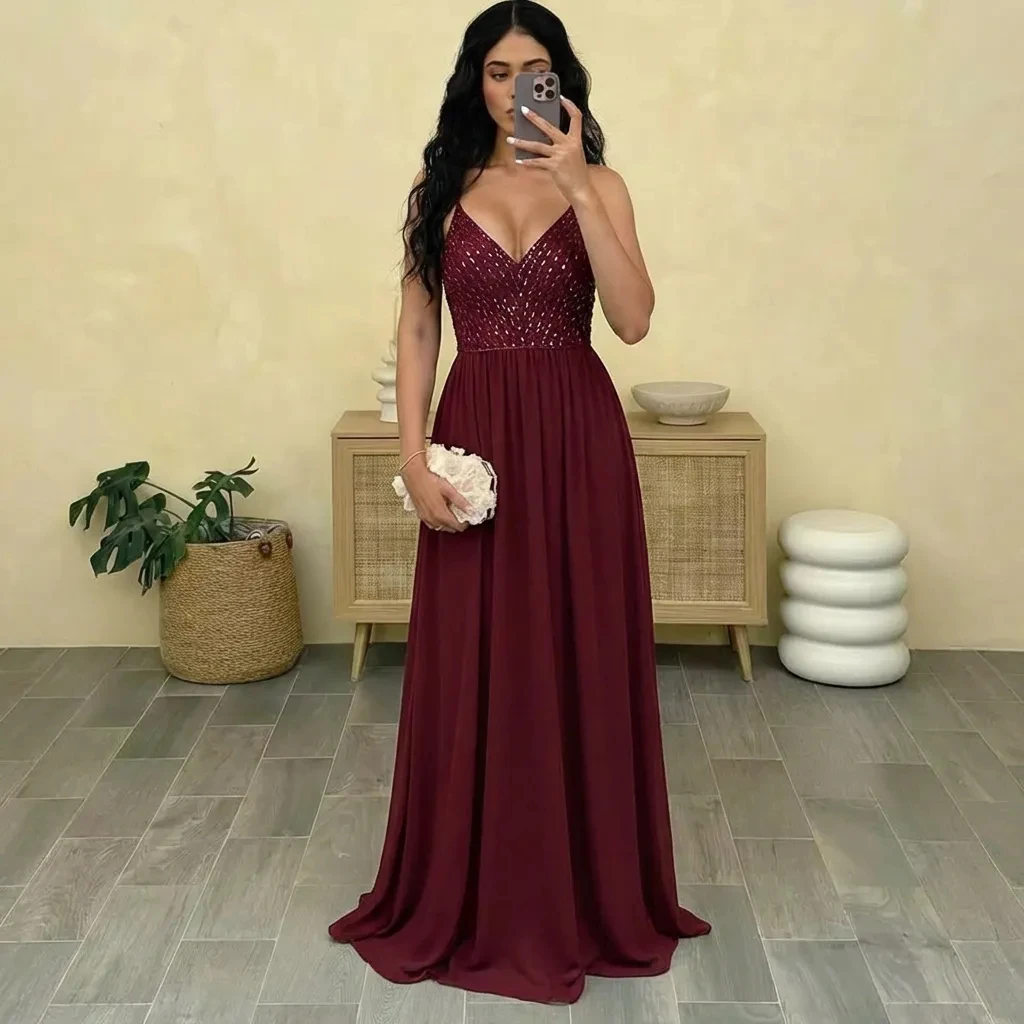 

Spaghetti Straps Chiffon Long Bridesmaid Dresses Sequined Beads A Line Burgundy Wedding Party Evening Prom Gowns Robe De Soiree
