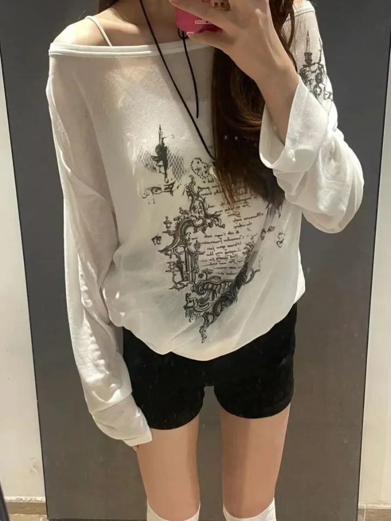 Shirts Graphic Tee Long Sleeve Loose T-shirt Slightly Transparent Thin T Shirt Y2K See Through Tops Women Korean Fashion 2024