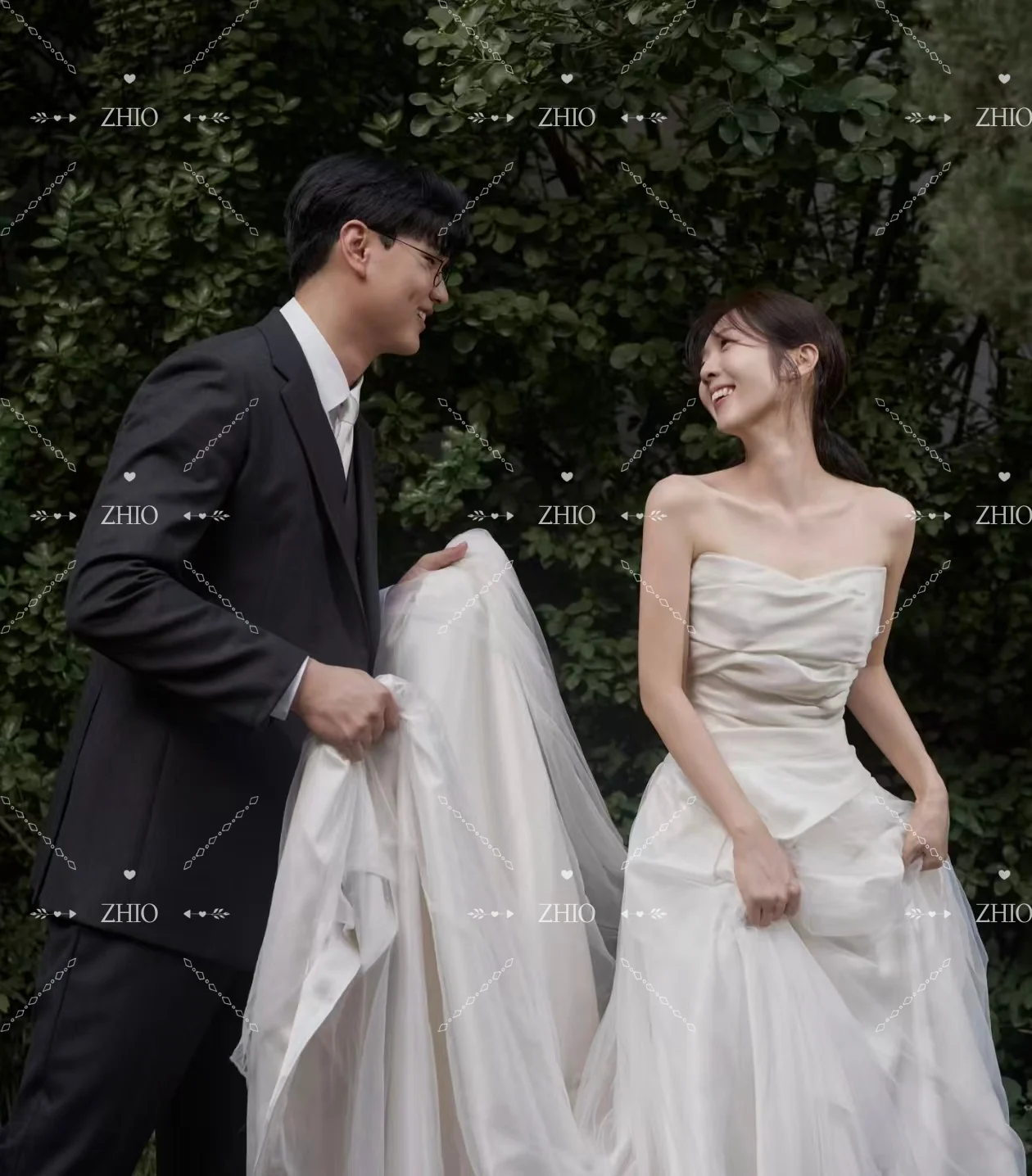 ZHIO Classic Ivory Wedding Dress Strapless Pleat Satin with Tulle Korea Photo Shoot Bridal Reception Gown Customized 웨딩드레스