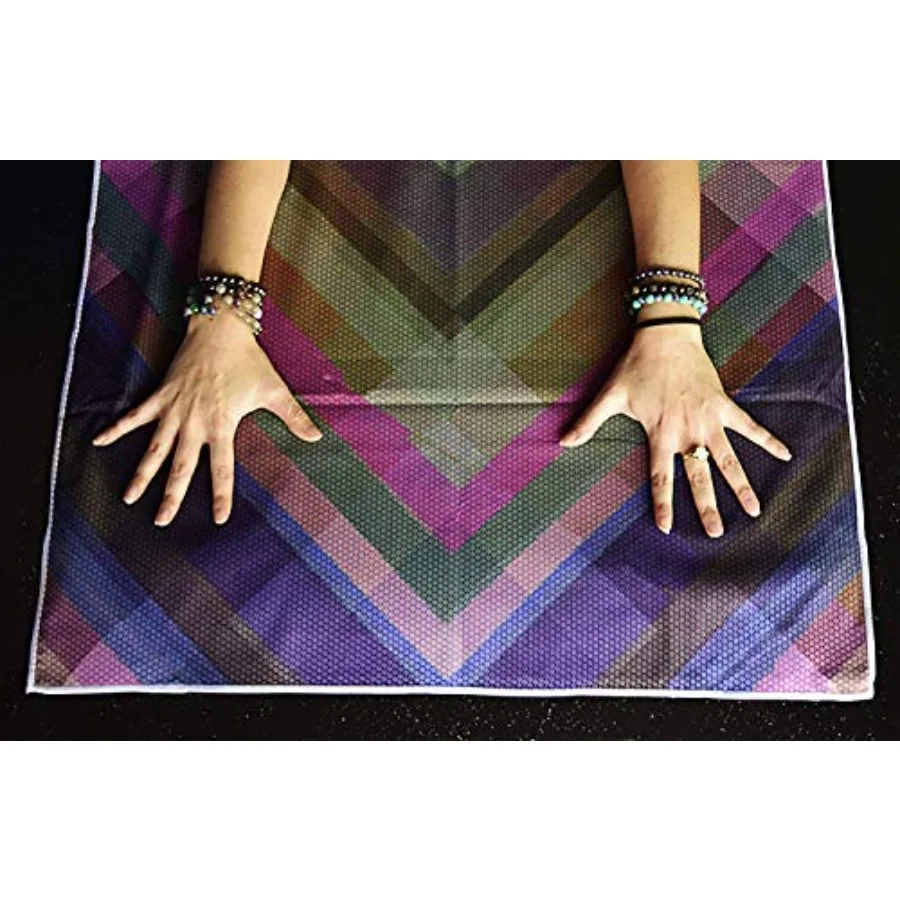 Eco-Friendly Hot Yoga Towel with Pockets