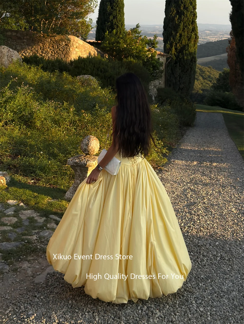 Xikuo 노란색 Strapless 이브닝 가운 Ruched Bodice Robe 칵테일 Femmes 하이 슬릿 라인 우아한 Vestidos Elegantes Customized