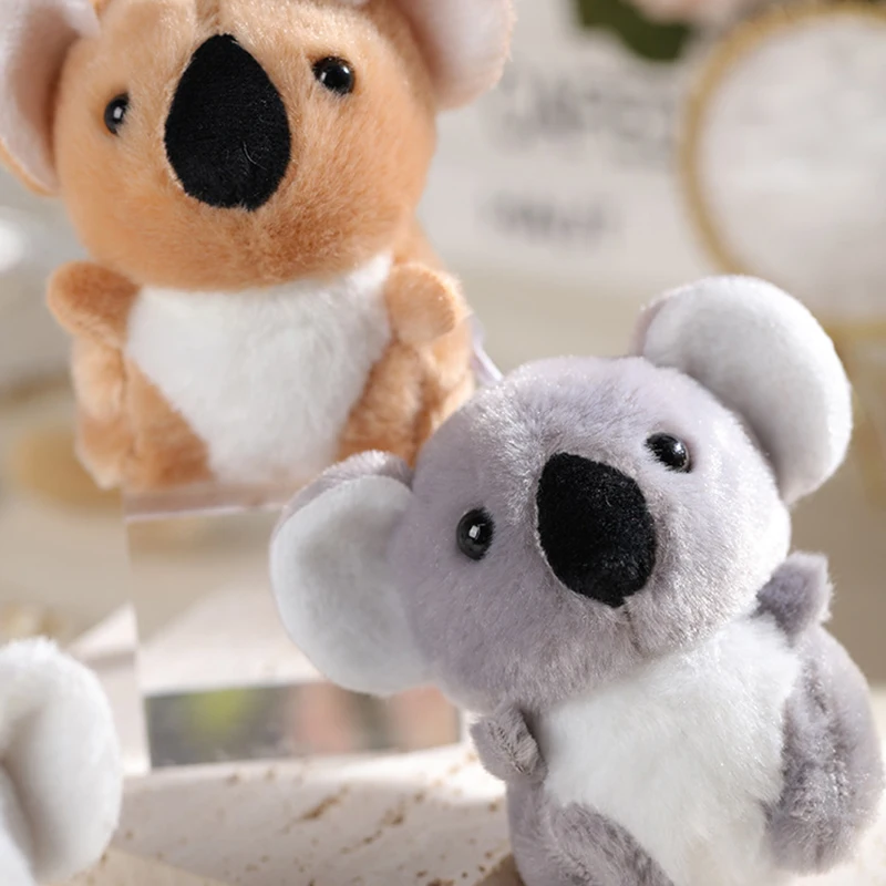 Colgante de muñeco de peluche de Koala de dibujos animados, llavero de peluche de Koala de Animal lindo, decoración de mochila, juguetes para niños, regalo de cumpleaños