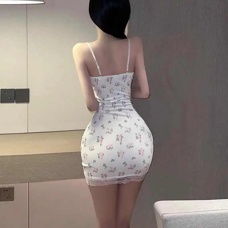 Sexy dentelle Sp Dr Spirit vêtements ajustés jupe facile à ouvrir tirant les vêtements pour les femmes été nouvelle arrivée...