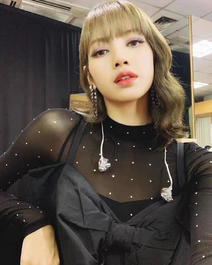 

Розовая футболка Bla Pink a Me с завязками для танцевальных выступлений, женская одежда, весна 2026, мода