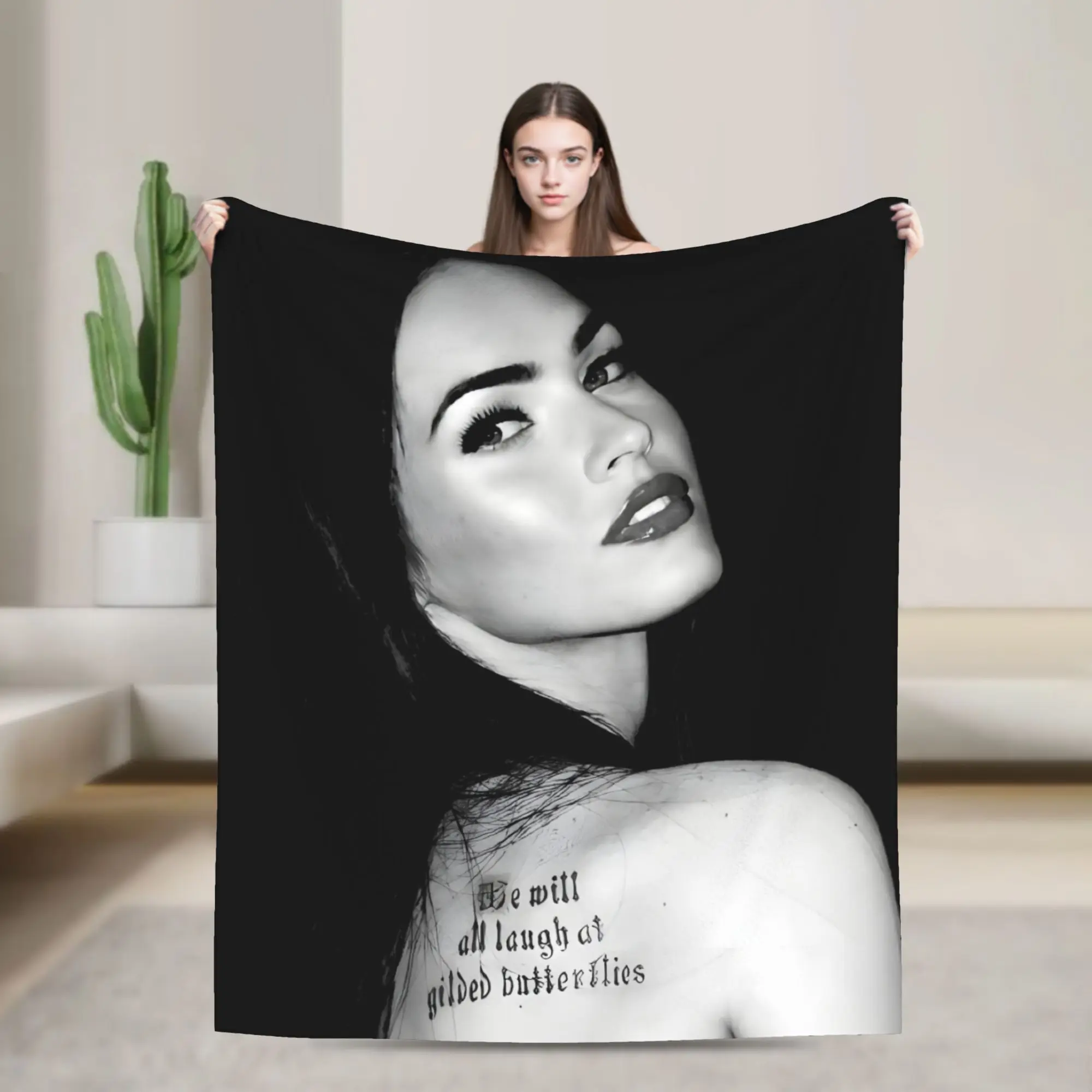 Megan Fox Blankets Velvet  Soft Throw Blankets for Airplane Travel Bedroom Quilt