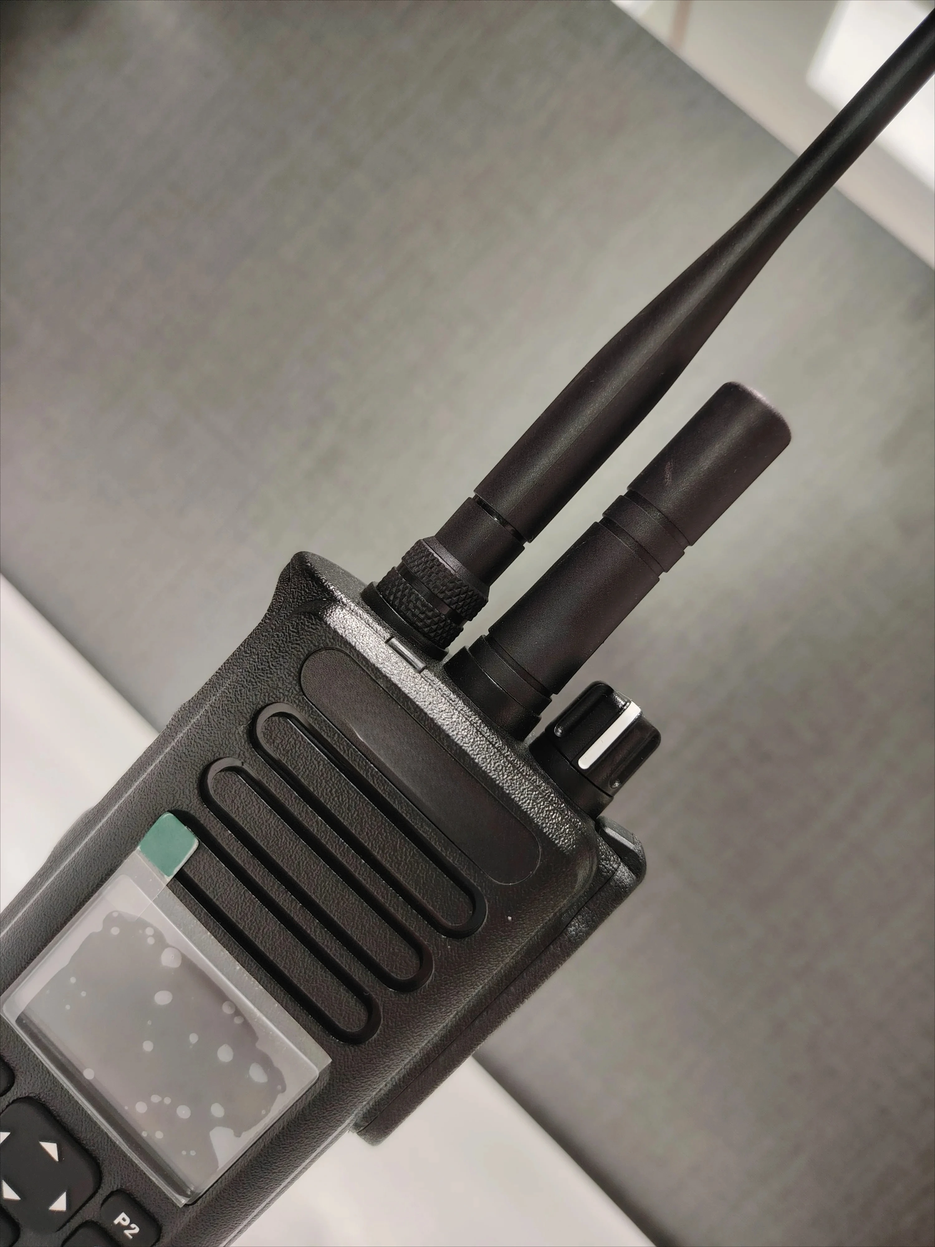 Best Seller Walkie Talkie OS-8668 Long Range PMR UHF Poc Repeater Two WayRadio