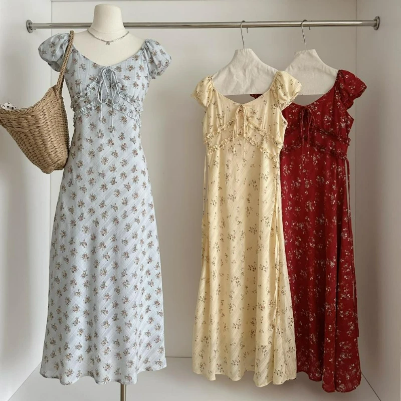 

French Floral V-neck Dress Women's Summer New Waist Thin Gentle Wind Lace-up A-shaped Dress Comfortable and Sweet in Temperament