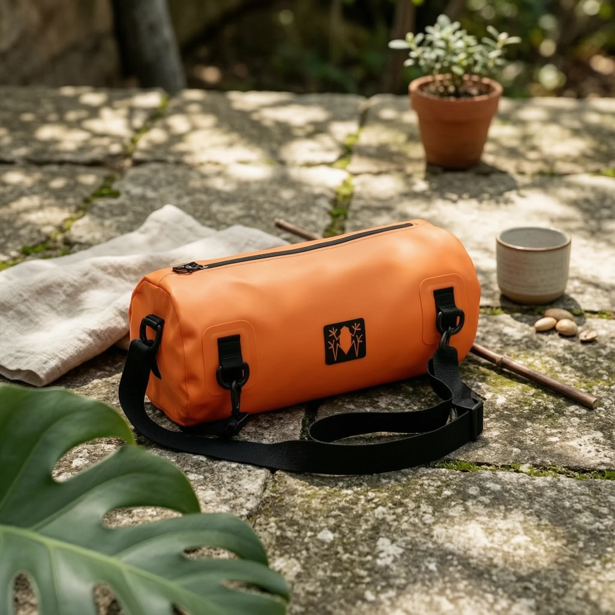 Motorcycle Tail Bag Waterproof Roll Top - オートバイテールバッグ 防水オートバイリアバッグ ロールトップ 耐引裂性 通勤、アウトドア旅行用