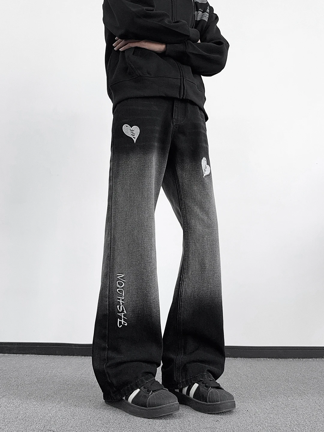 

Retro adient Straight Leg Men's Jeans Trendy American High Street Loose Micro Flared Pants Youthful Casual Denim Jeans