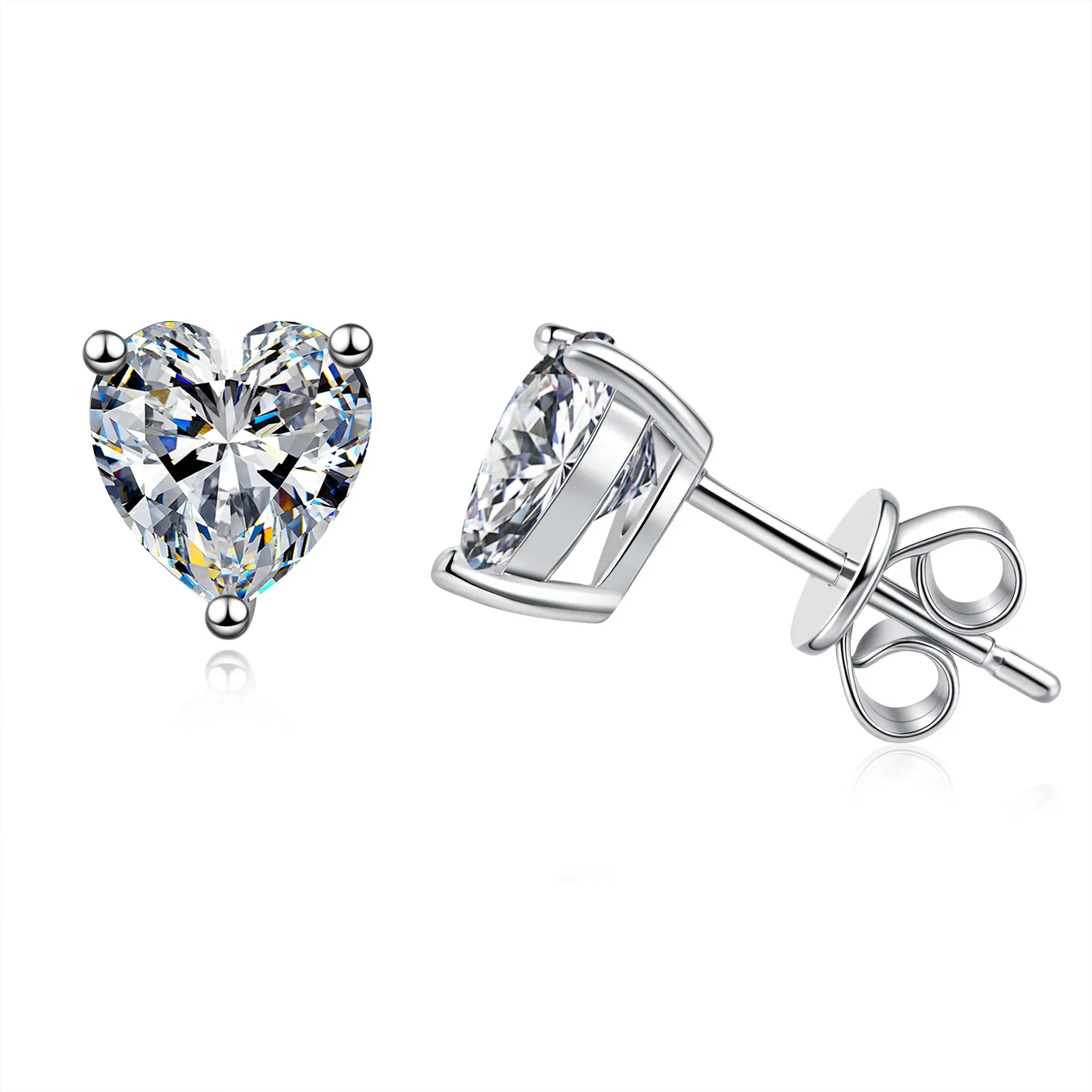 

2025 S925 Silver Ear Nails Women's Heart Shaped Moissanite Simple Earrings Fashion Versatile Gifts Wedding Jewelry