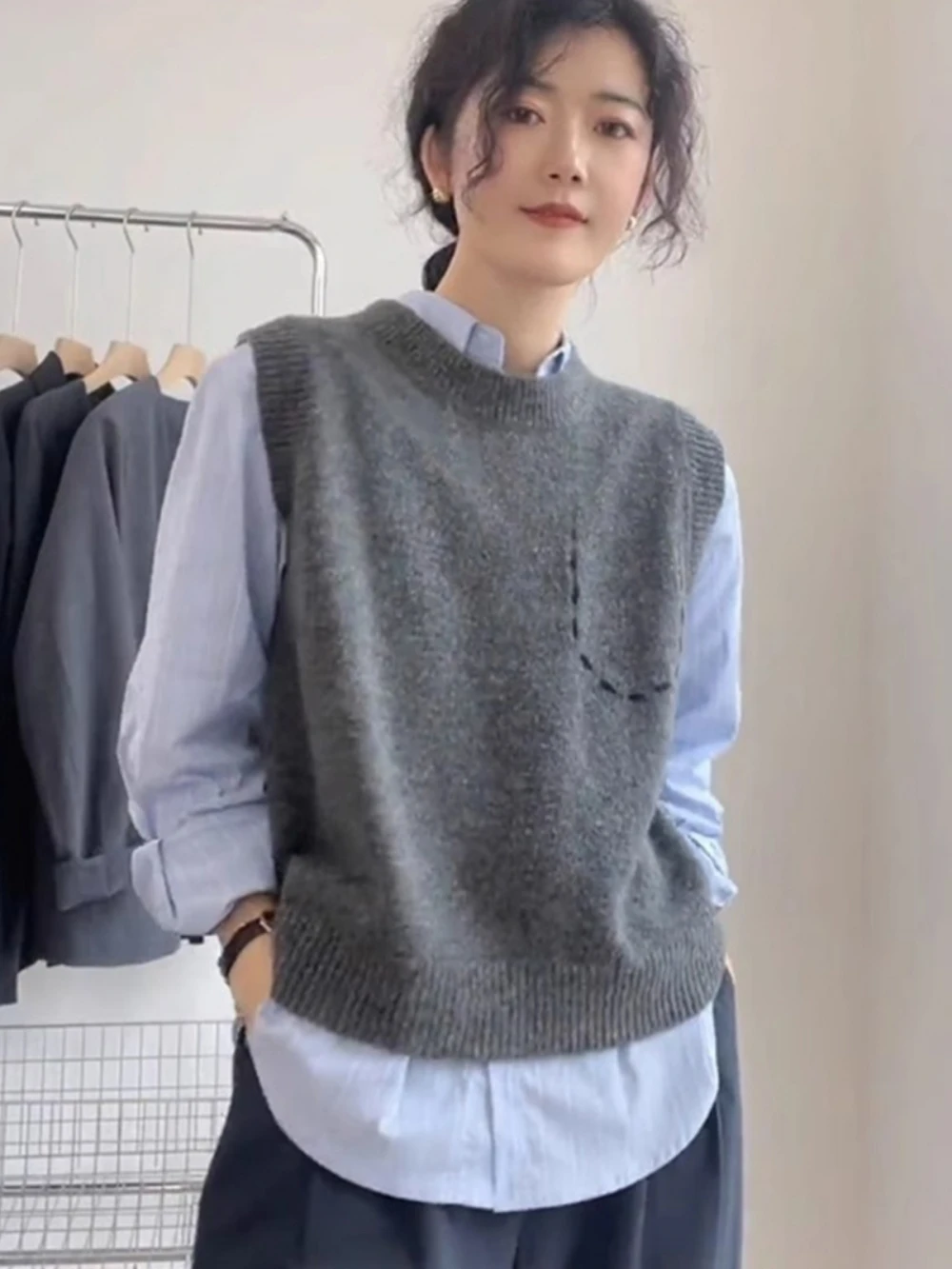 

ay Knitted Sweater Vest round Ne Women's Spring Autumn Outerwear irt Matching Chic Top Commute Sle Polyester Fiber