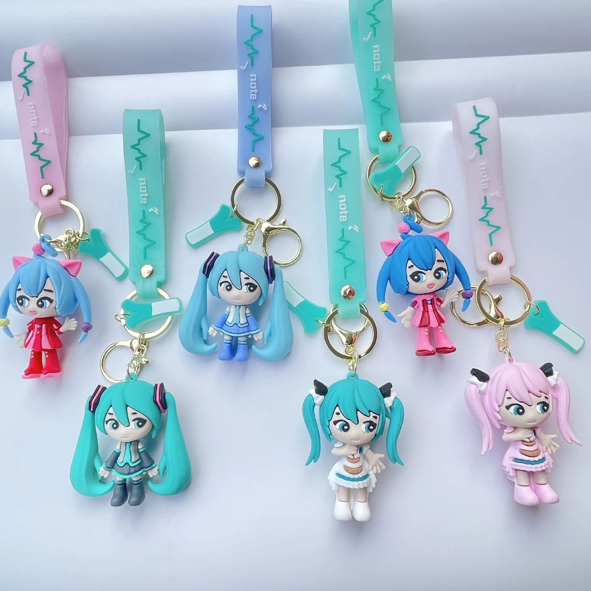 

1-6PSC FOR Hatsune Miku Keychain Anime Doll Bag Pendant Cartoon Small Decoration Accessories Car Key Chain Backpack Charm Christ