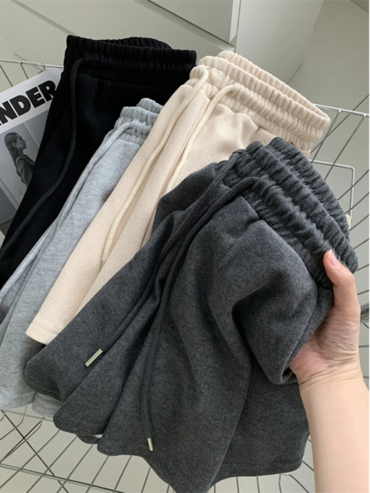 

Корейские женские летние универсальные свободные шорты-юбка с высокой талией и широкими штанинами в балетном стиле, асимметричный дизайн