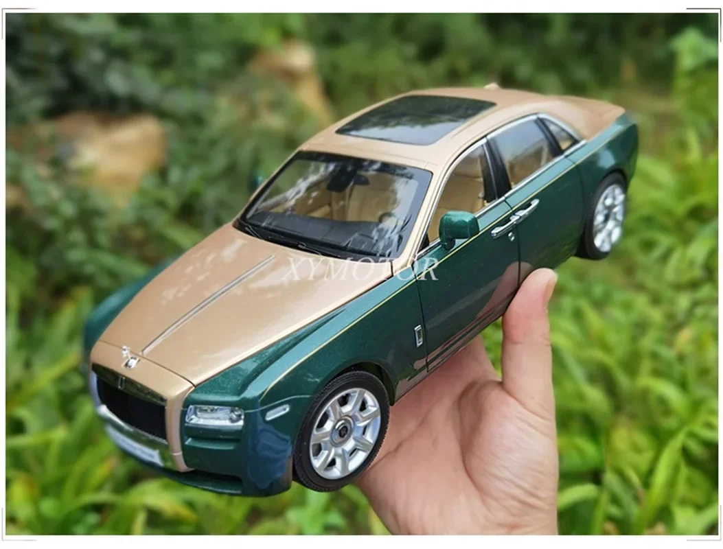 KYOSHO 1/18 For Rolls Royce RR Ghost Diecast Model Car Gift Collection Green gold For Display Ornaments