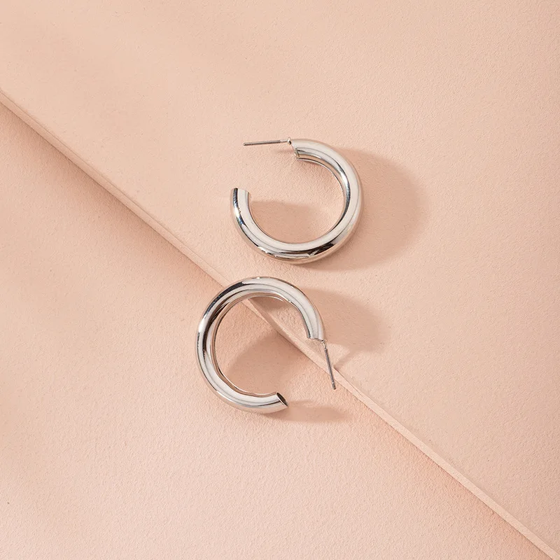 New Silver Color Empty Tube C-Typed Drop Earrings for Women Minimalism Smooth Metal Geometry Jewelry Valentine's Day Girl Gift