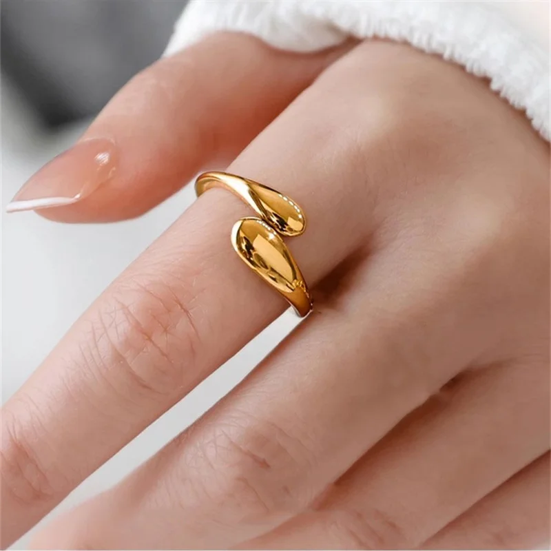 

Punk Rock PVD Plated Chunky Dome Thick Teardrop Rings for Women Glossy Stainless Steel Golden Dupes Lightweight Jewelry Gifts