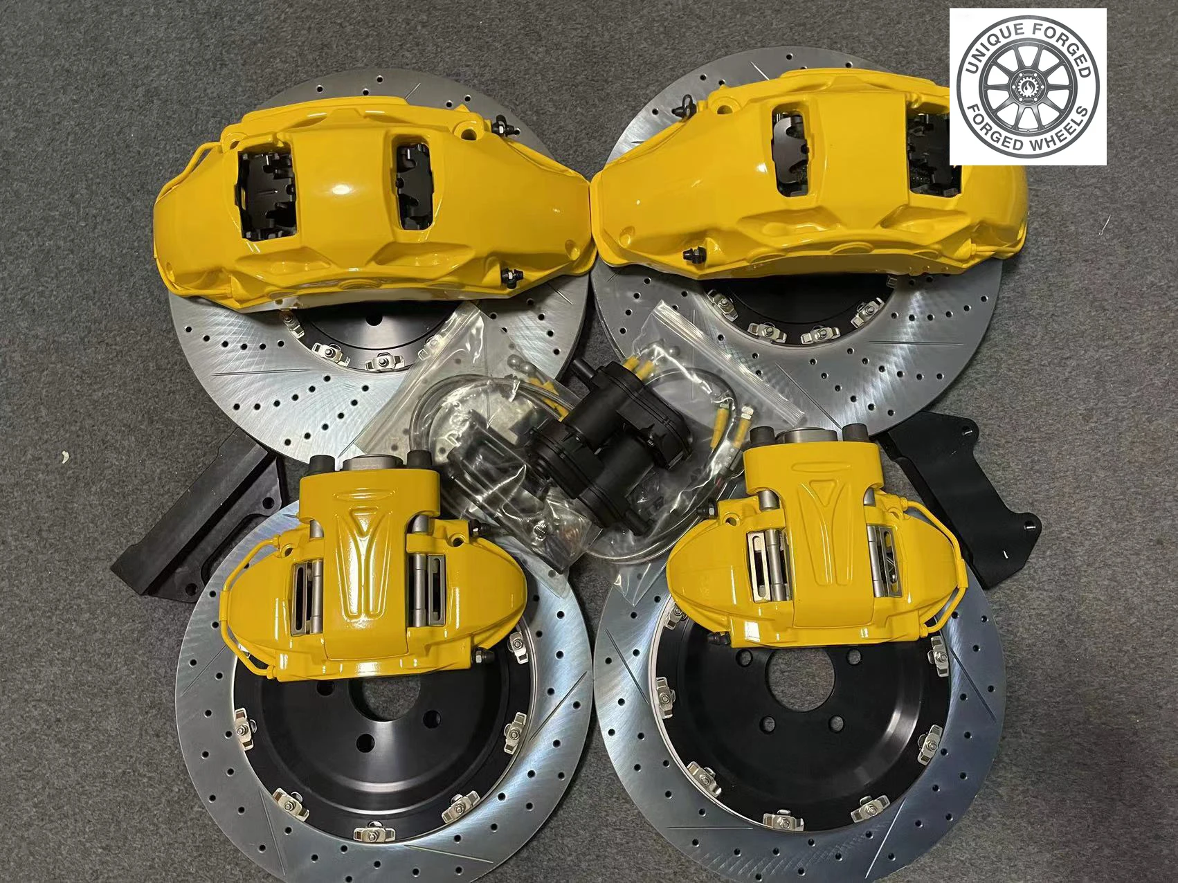 

26-ти поршневые тормозные суппорты (передние 10-поршневые, задние 4-поршневые) для Macan, Cayenne, 911, 718, A5, A6