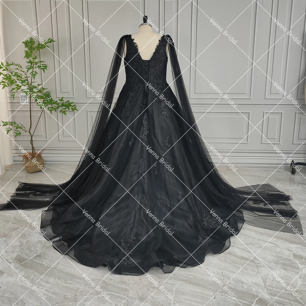 FIBRA-Robe de Soirée de Mariage en Dentelle Brodée, Col en V Profond, Appliques Florales Personnalisées, Poignées Détachables, Cape en Tulle, Grande Taille