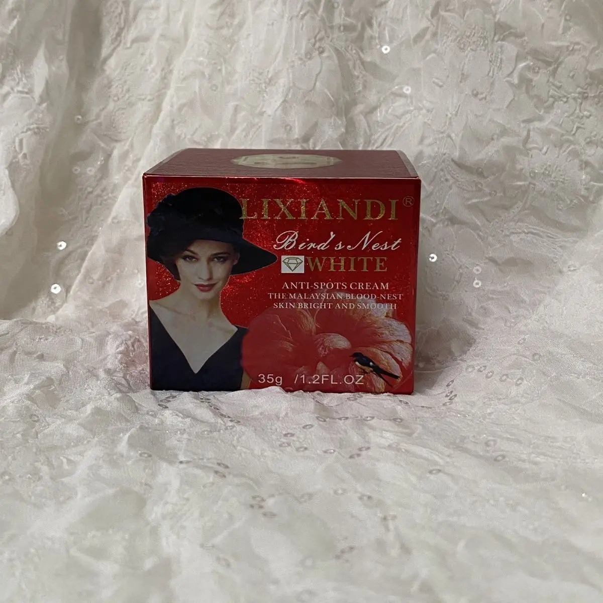 타이 버드네스트 화이트닝 크림, 브라이트닝 & 모이스처라이징, 빛나는 광채, 순한 포뮬러