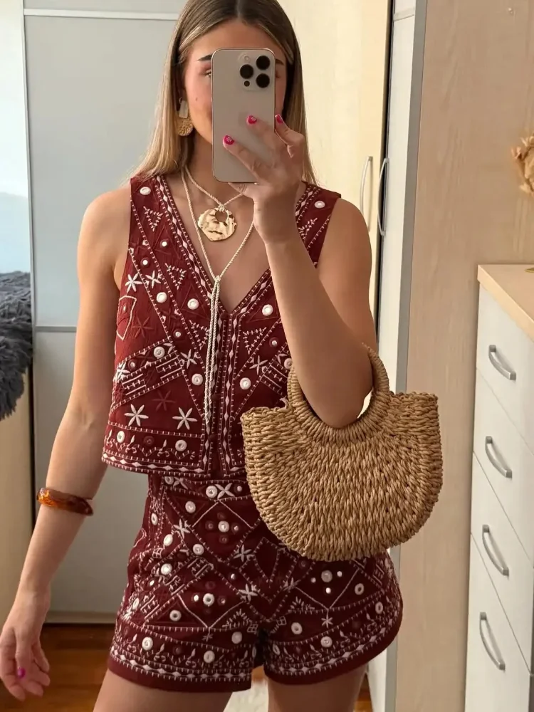 

Casual V-neck Sleeveless Waistcoat Pants Women's Set Waistcoats Short Trousers Female Sets new Summer Embroidery Chic Lady Suit