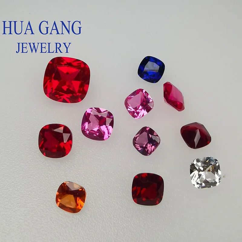 الأحجار الكريمة الاصطناعية اكسيد الالمونيوم الأحجار الكريمة وسادة قطع الشكل الأبيض الوردي الوردي الياقوت الأزرق الأحجار الكريمة للمجوهرات ترصيع مشمع