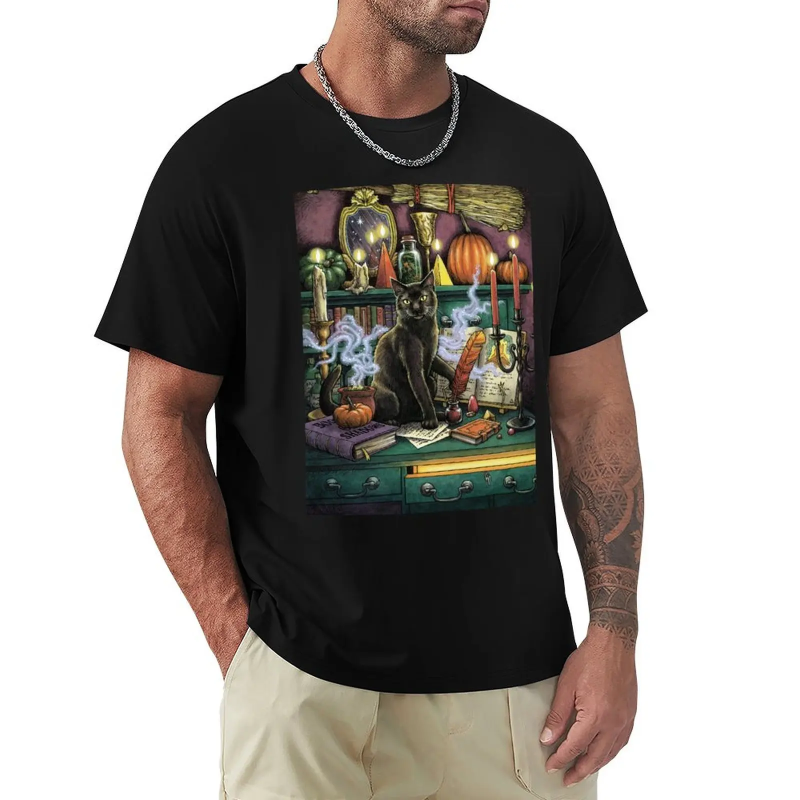 Everyday Witch's Familiars Oracle - The Black Cat T-Shirt Gym Exercise Short Sleeve T-Shirt