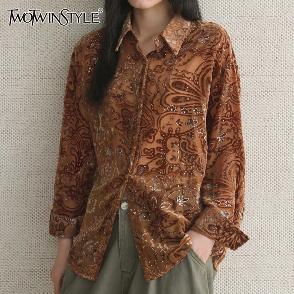 

TWOTWINSTYLE желтая рубашка из флока, женская рубашка с лацканами и длинными рукавами, свободная винтажная уличная одежда, женские рубашки, осенняя мода, новинка