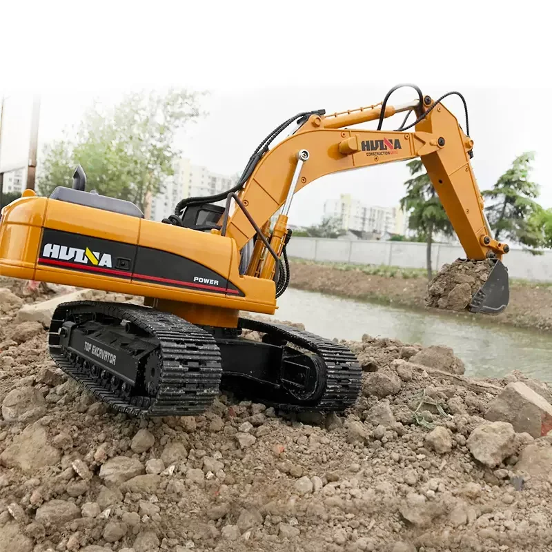 Huina 1/14 1580 Heavy-Duty 4-Drive 2.4g All Alloy Remote Control Excavator 23 Channel Simulation Model Toy Boy Gift Holiday Gift