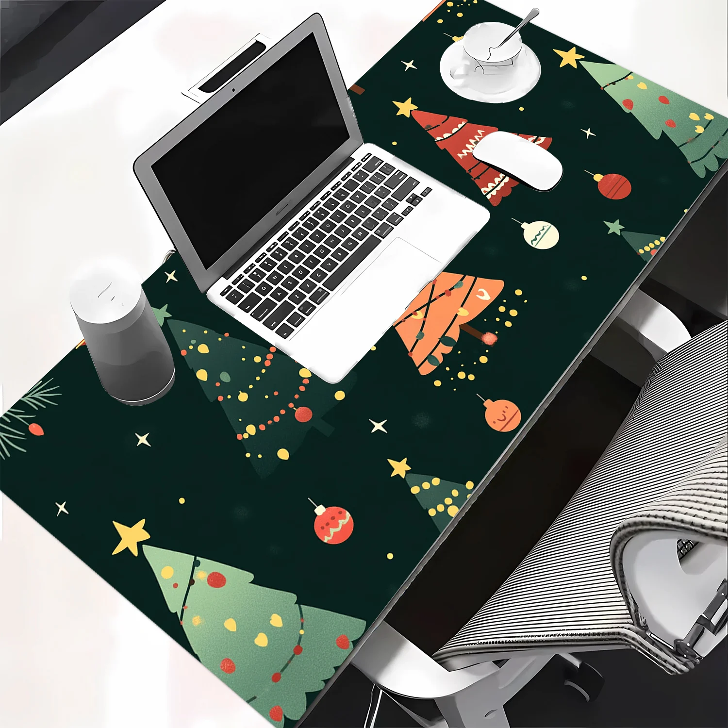 قاعدة مطاطية كبيرة مضادة للانزلاق، لوحة ماوس عيد الميلاد باللون الأخضر الداكن والذهبي مناسبة للألعاب والمكتب