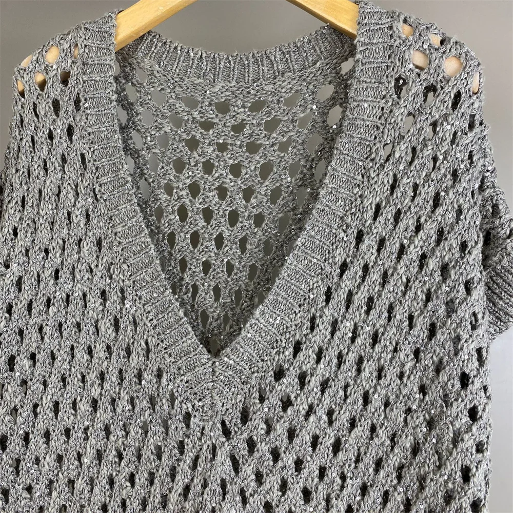 New Spring/Summer Clothes V-neck Hollow-out Tops Sequin Knit pullover Top for Fashionable Commuter Women