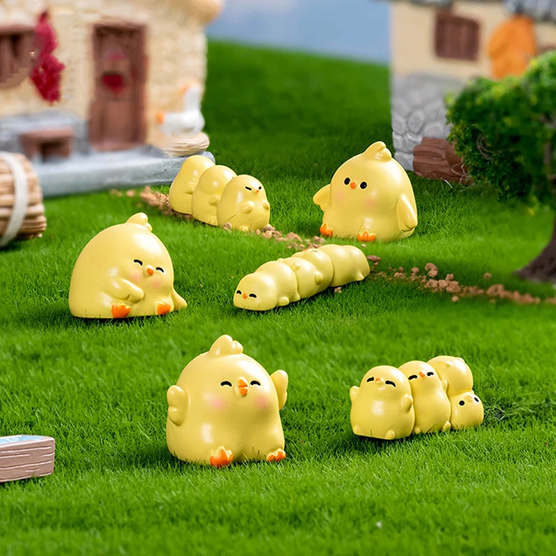 Micro Landscape Cartoon Cute Little Chicken Figurine Resin Ornament DIY Fairy Garden Accessories For Dollhouse Craft Decorations