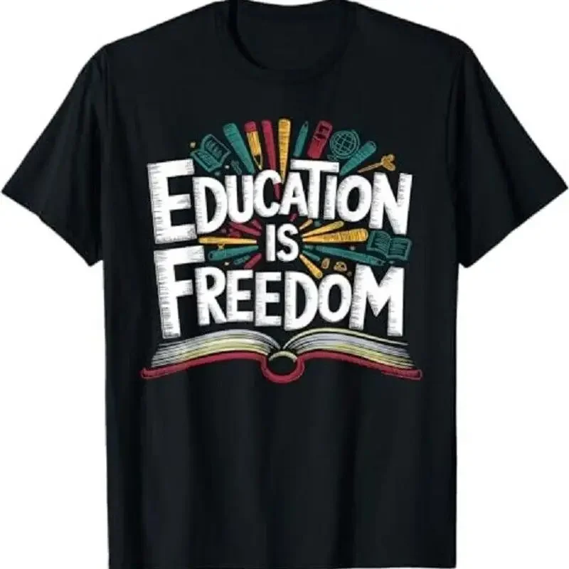 T-shirt de l'enseignant en histoire des Noirs « La liberté des connaissances »