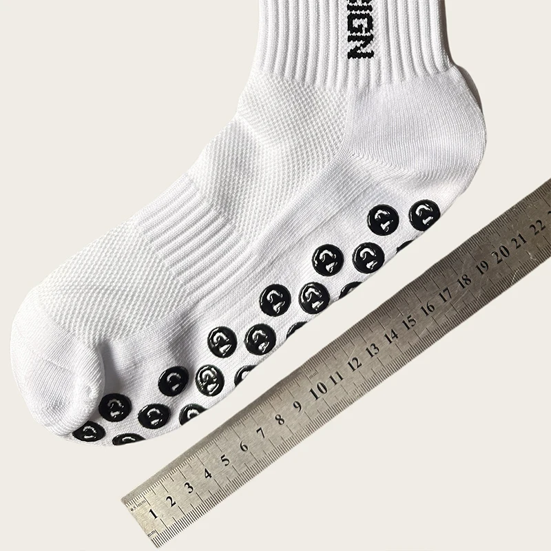 Kids Anti-Slip Football Socks - 1 Pair Breathable Athletic Grip Socks for Soccer Training & Sports ﻿ view 5