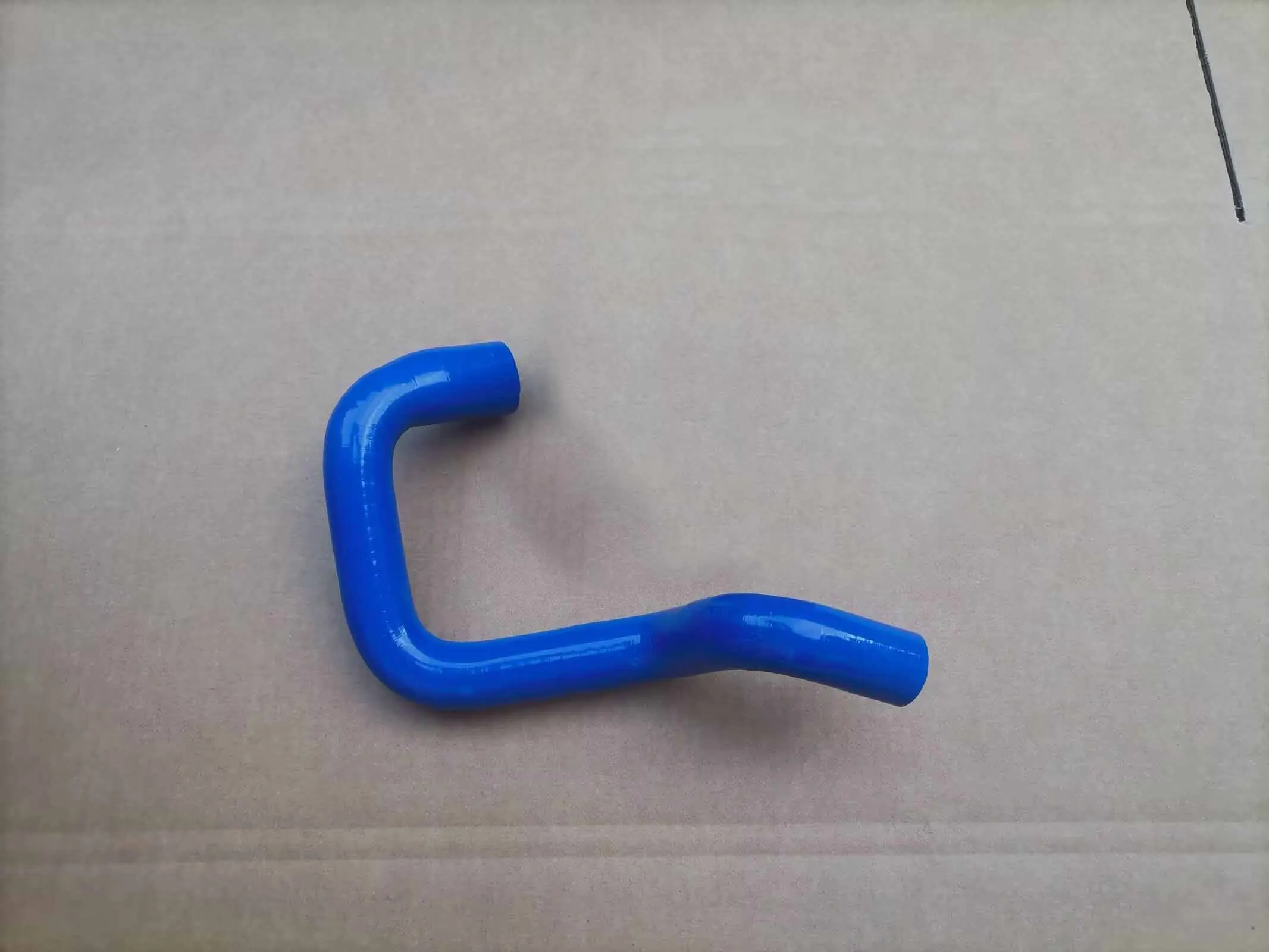 Air Intake Hose 13411740950 For BMW M52 B28 E39 520i, E38 728i 03/1995 - 09/1998