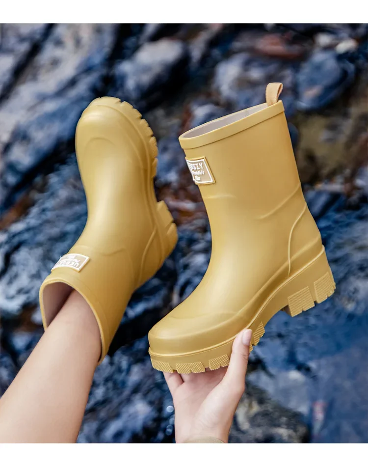 2026 Modische koreanische Damen-Regenstiefel (Wadenhöhe) mit dicker Sohle, verschleißfest, rutschfest, wasserdicht, für die Autowäsche geeignet – Detail 21