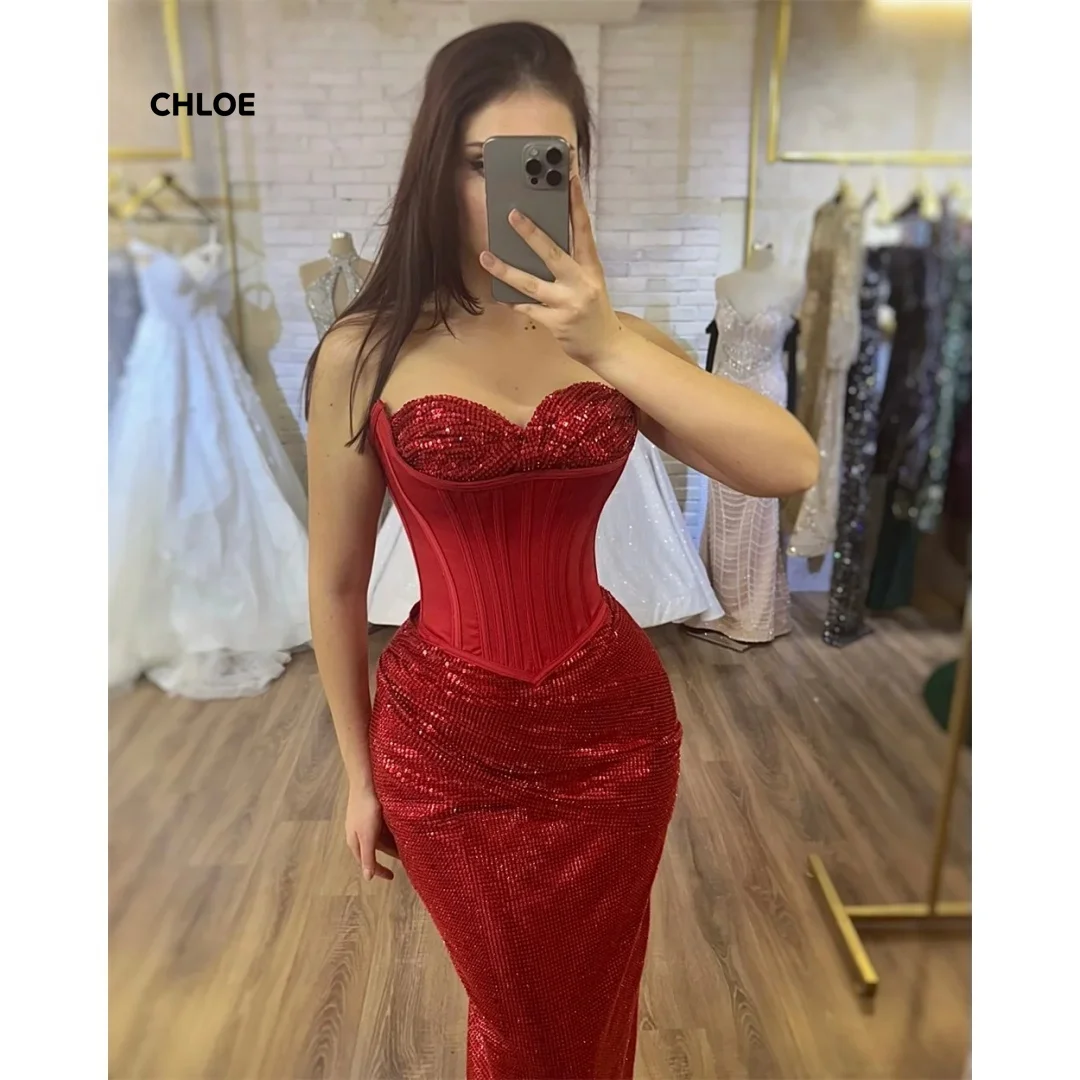 فستان حفلات الزفاف ذيل السمكة امرأة 2025 عاري الكتفين مصنوع حسب الطلب فساتين سهرة نسائية أنيقة فاخرة للحفلات الراقصة بدون أكمام