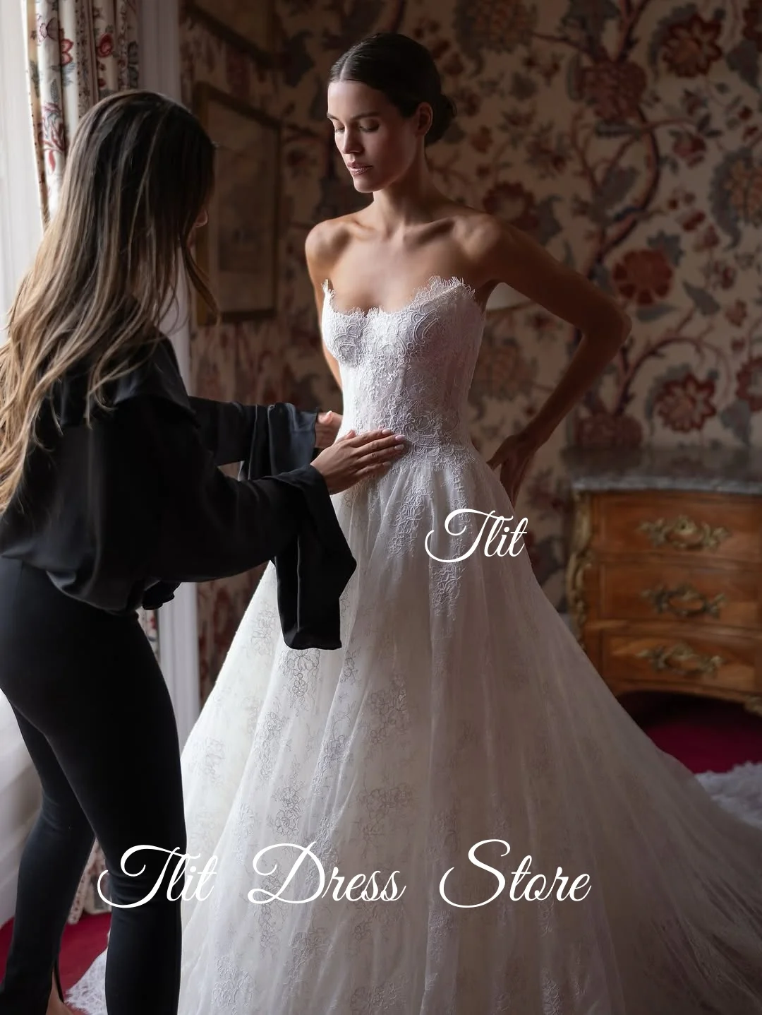 TLIT فساتين زفاف فاخرة من الدانتيل العاجي على شكل حرف a مخصصة على شكل قلب فساتين زفاف سويب تراين بدون أكمام فستان زفاف #2
