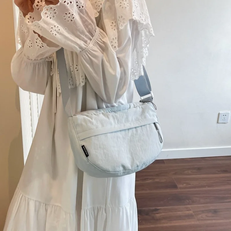 

Женская высококачественная кожаная сумка, известная дизайнерская сумка через плечо, элегантные сумки через плечо, популярная классика