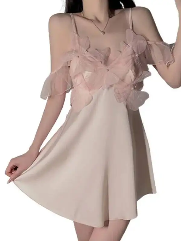 Süßes Pure Desire-Stil, bezaubernde Spitze, tief ausgeschnittene Push-Up-BH-Pads, Leibchen, Pure Desire, leichtes Luxus-Satin-Nachthemd, Homewear 812Z