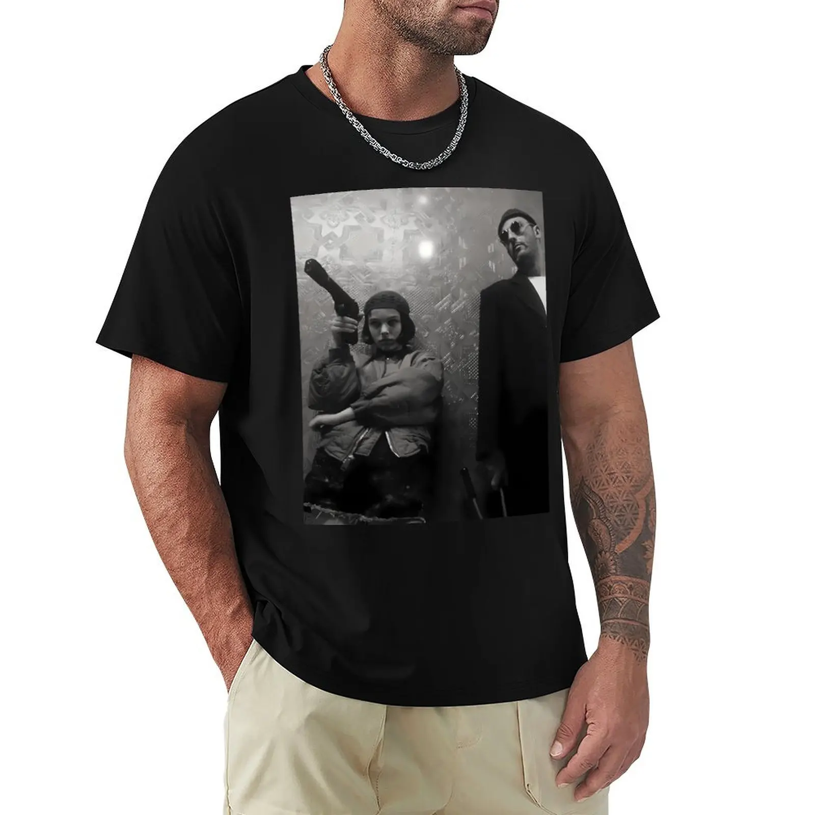 

Leon the professional midcentury retro movie poster T-Shirt graphic t shirt vintage tshirts for men